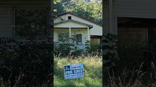 Old Abandoned amp Overgrown House For Sale 3190 Cheap Lands Mound City IL shorts house forsale [upl. by Rupert]