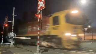 Kiwirails Trains 651 amp U4A in the Early Hours [upl. by Farmer]