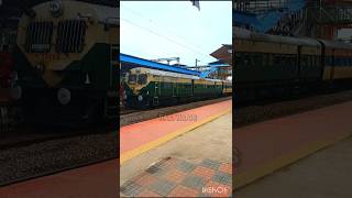 Kollam  Ernakulam Special MEMU arriving Kayamkulam Junction [upl. by Ocinemod]