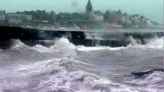 Tempête à Roscoff 11 mars 2013 [upl. by Araminta]