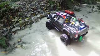 Creekside RC Adventure crawl 4x4offroad [upl. by Isnam]