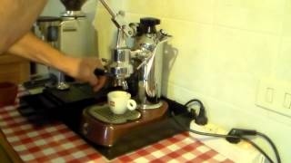 La Pavoni Europiccola 1983 demonstration [upl. by Ardme400]