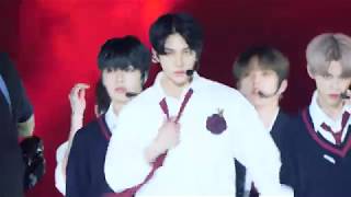 191116 V HEARTBEAT StrayKids 부작용 SideEffects4K 현진 직캠 Hyunjin Focus [upl. by Terej]