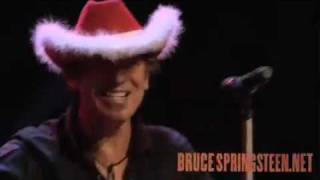 Bruce Springsteen  Santa Claus Is Comin To Town  2007 [upl. by Ocnarfnaig]