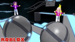 DONT FALL OFF THE BIG BALLS  Roblox Epic Minigames NEW UPDATE [upl. by Samau]