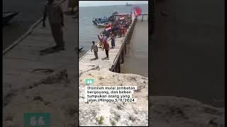 DetikDetik Jembatan Roboh di Pulau Hatta Maluku Tengah channelpewartatv viralvideo [upl. by Aitel]