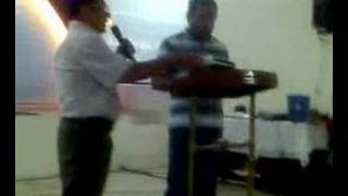 EL PASTOR DE LOS JOVENES ONE PREDICA ADAN Y EVA POSTMODERNO [upl. by Ayimat]