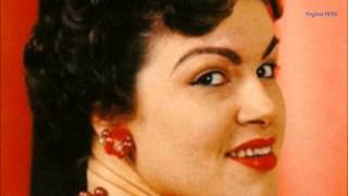 quotSweet Dreamsquot PATSY CLINE  1963 [upl. by Guenevere]