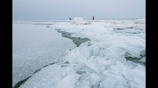 Timelapse shows ice shards forming along Lake Michigan shoreline [upl. by Kyl]