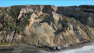 Blacks Beach in Torrey Pines split in two after dramatic bluff collapse [upl. by Acirt]