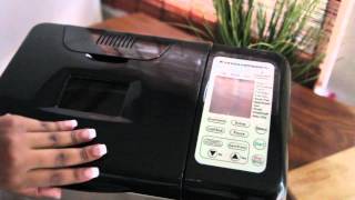 Breadman Ultimate Plus Breadmaker Video Product Review [upl. by Lothair398]