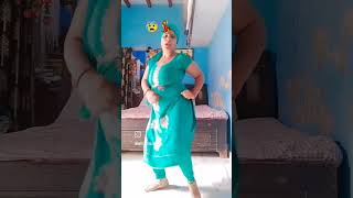 nakhra tikhi Talwar warga 💃 mrs Priya Hooda trending songYouTube shortsviral dance 🙏 [upl. by Nevad]