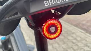 RoundLicht Fahrrad Rücklicht Q5 mit Bremslicht aufladbar international [upl. by Brunella]