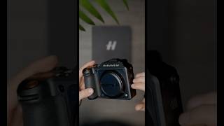 unboxing the Hasselblad X2D amp 55 f25 Hasselblad X2D [upl. by Haran108]