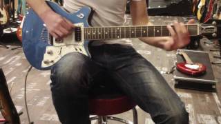 Test de la Duesenberg modèle Dcaster lake placid blue [upl. by Carilyn992]