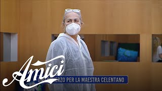 Amici 22  Uno scherzo per la maestra Celentano [upl. by Bergstrom]