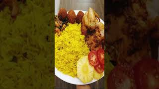 Lunch idea  Yellow Rice Rostered Chicken Shorts [upl. by Egas]