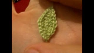 Foglia alluncinetto facilissima  Super easy crochet leaf tutorial [upl. by Kinelski228]