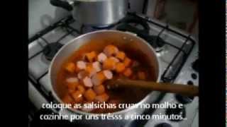 Macarrão com salsichas [upl. by Nileuqaj700]