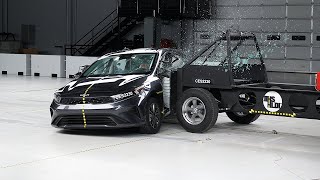 2022 Kia Forte updated side IIHS crash test [upl. by Anivlis]