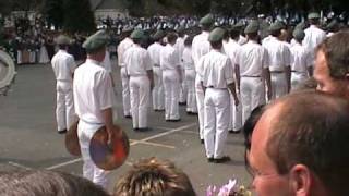 Parademarsch Jubiläumsschützenfest Schmallenberg Oberkirchen 2002  Teil 3 [upl. by Aihsi]