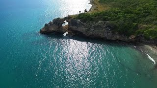 Toma AÉREA derrumbe parcial de PUNTA VENTANA en GUAYANILLA causado por SISMOS en el ÁREA SUR [upl. by Solegnave132]