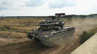 Tankshow at The National Military Museum Soesterberg Zomeroffensief [upl. by Aniret]