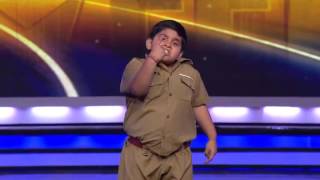 Baile de niño gordito se vuelve viral en pocos días [upl. by Refennej]