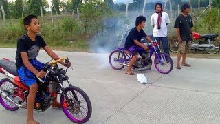 DRAG RACING 2 stroke kawasaki VS 4 stroke yamaha [upl. by Nagear]