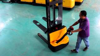 Liftstar electric stacker WS0710 video 1 [upl. by Aicilet]