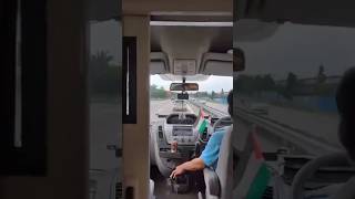 kurang ajar mamat Myvi tak bagi laluan ambulans pdrm jpj [upl. by Lisa]