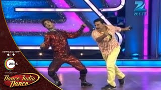 Dance India Dance Season 3  Raghav and Akshay Kumars Funny Slow Motion [upl. by Ronda292]