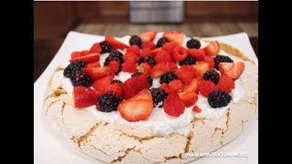 HOW TO MAKE A PAVLOVA CAKE [upl. by Aikam]