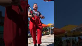 Andy joggling totyyandy andyjoggling comedy payasos juggling [upl. by Nnaarual]