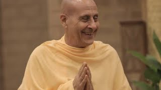 HH Radhanath Swami Maharaj Vyaspuja Radhakrishna Vlogs Vrindavandham [upl. by Ros]