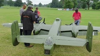 GIANT 133 SCALE RC B25 MITCHELL 2 X 400 cc MOKI 5 CYL WESTON PARK 2014  LEGENDARY FIGHTERS  2 [upl. by Ydnas]