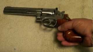 Smith amp Wesson model 617 22LR revolver [upl. by Gaudette871]