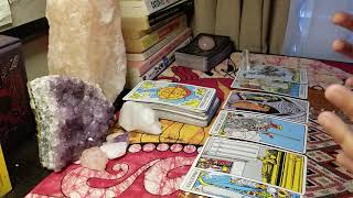 Sagitario Diciembre 2018 quotTienes Buena Suertequot Tirada de Tarot del Amor [upl. by Inaoj280]