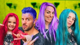 😱 NOS PINTAMOS EL PELO DE COLORES 🌈 Itarte Vlogs [upl. by Rafe931]