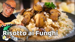 RISOTTO AI FUNGHI ricetta risotto ai funghi e funghi trifolati [upl. by Hcirteid]