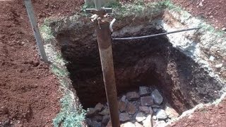 Borewell recharge pitಕೊಳವೆ ಬಾವಿಗೆ ಮಳೆ ನೀರು ಕೊಯ್ಲು [upl. by Colby]