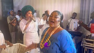 OMO BORTY IN TRANCE AS SHE DANCES TO CELESTIAL SONGS AT HER WEDDING RECEPTION [upl. by Saile]