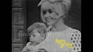 Jayne Mansfield • Interview 2YearOld Mariska Hargitay • 1966 Reelin In The Years Archive [upl. by Kalie900]