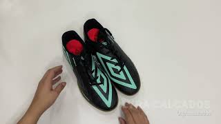 Chuteira Futsal Umbro UltraSkin [upl. by Okika50]