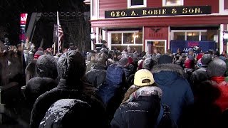 John Kasich rallies supporters in Hooksett New Hampshire on eve of voting [upl. by Toombs]