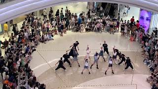 CLCHelicopter Kpop Dance Cover in Public in HangZhou China on June 4 2022 [upl. by Keane]