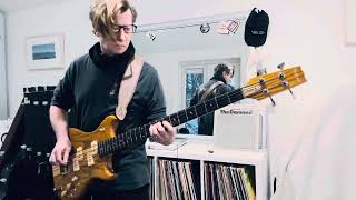 Bass cover played over London calling by The clash basscover westonethunder2westonebass [upl. by Hallagan]