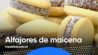 Alfajores de Maicena  Cocineras y Cocineros Argentinos [upl. by Siramay332]