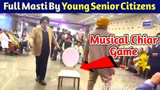 Dance by दिल्ली की जवान बुड्ढीयो और बुड्ढे Seniors Seva Sadan New Delhi [upl. by Jat]