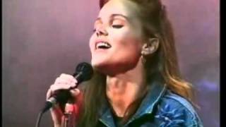 Belinda Carlisle  I Get Weak Official Live 1988 [upl. by Adnuhsal]